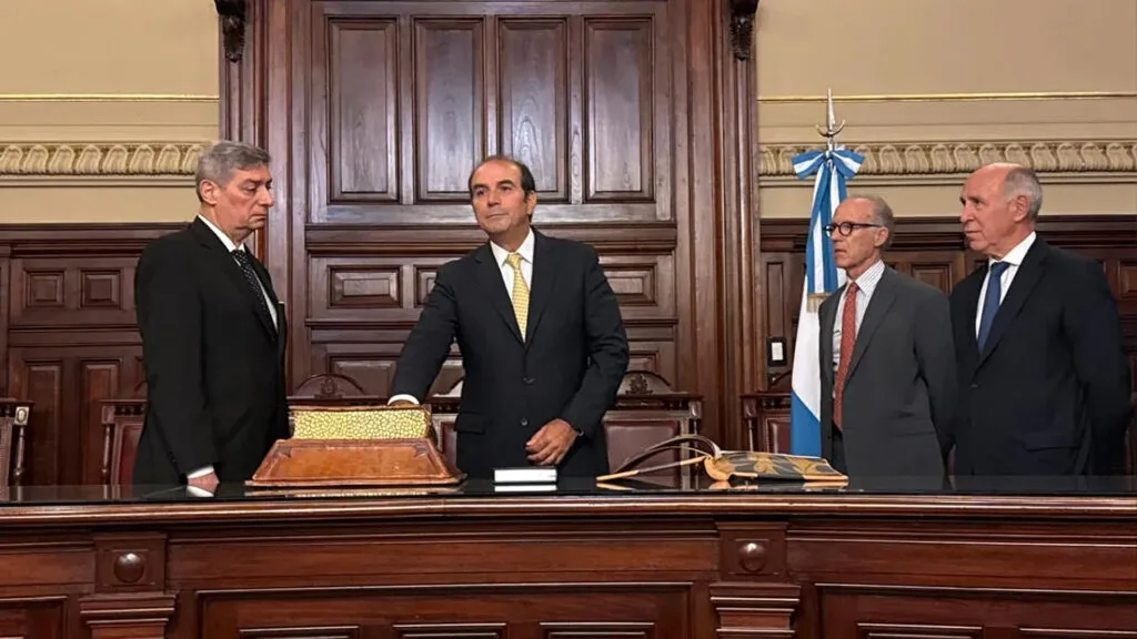 Manuel García Mansilla jura como juez de la Corte Suprema de Justicia de la Nación.
