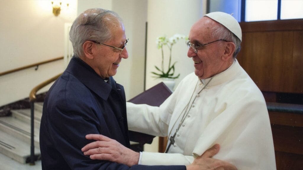 El Papa Francisco y Adolfo Nicolás, superior general de los jesuitas